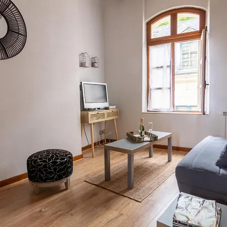 La Pomponette Apartment